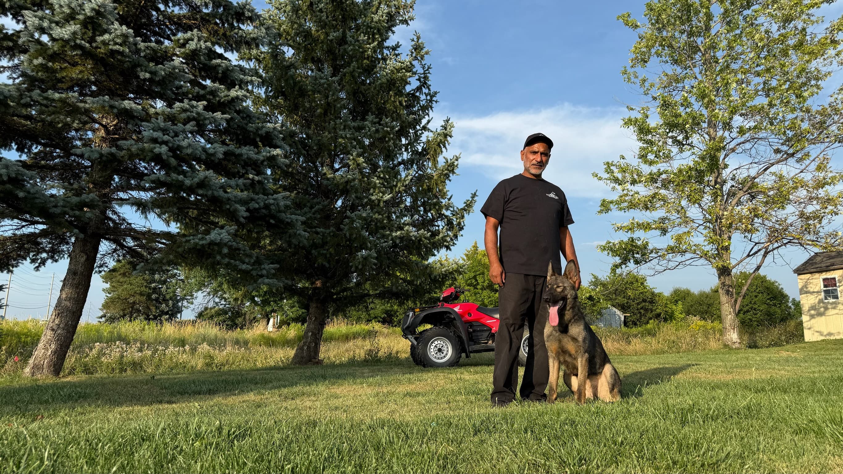 Mike Virk - Expert German Shepherd breeder and professional dog trainer with 25+ years experience